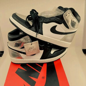 NEW Nike Air Jordan 1 Retro High OG Silver Toe Sneakers CD0461-001 Womens 11